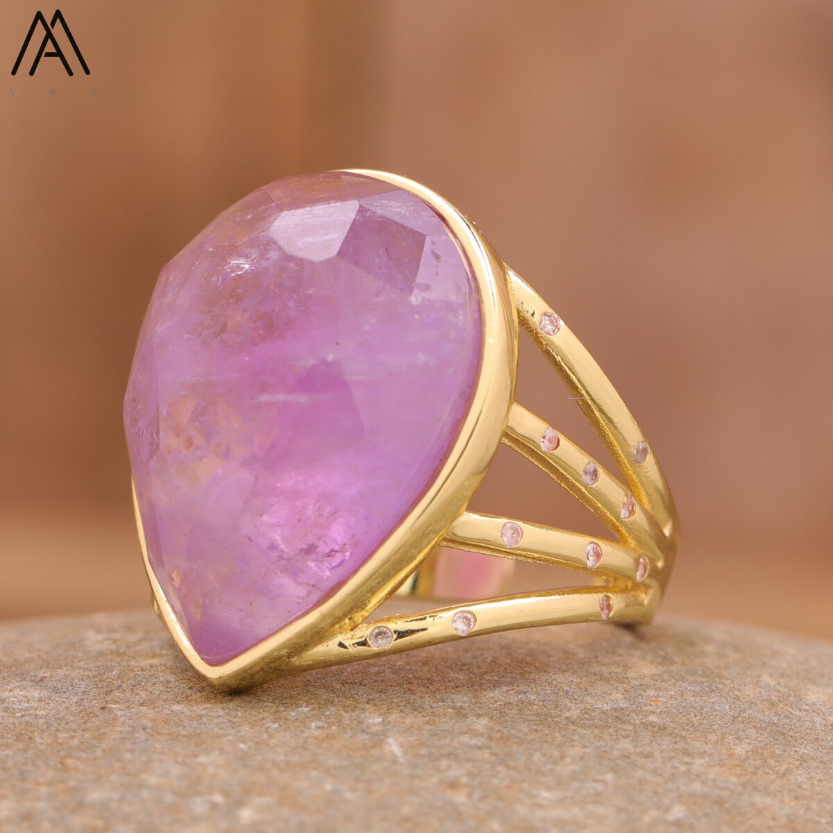 Teardrop Classic Stone Finger Ring