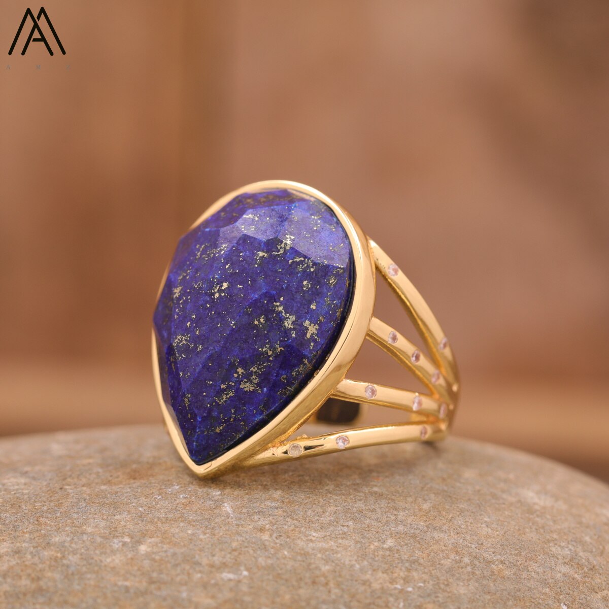 Teardrop Classic Stone Finger Ring